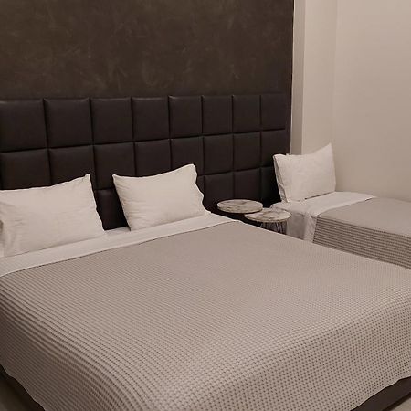 Lingos Hotel Florina Eksteriør billede
